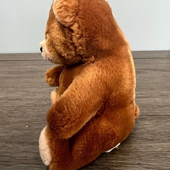 Logo Bear Soft n Cuddly Brown Bear Sitting‎ Plush 1985 Vintage - Picture 3 of 5